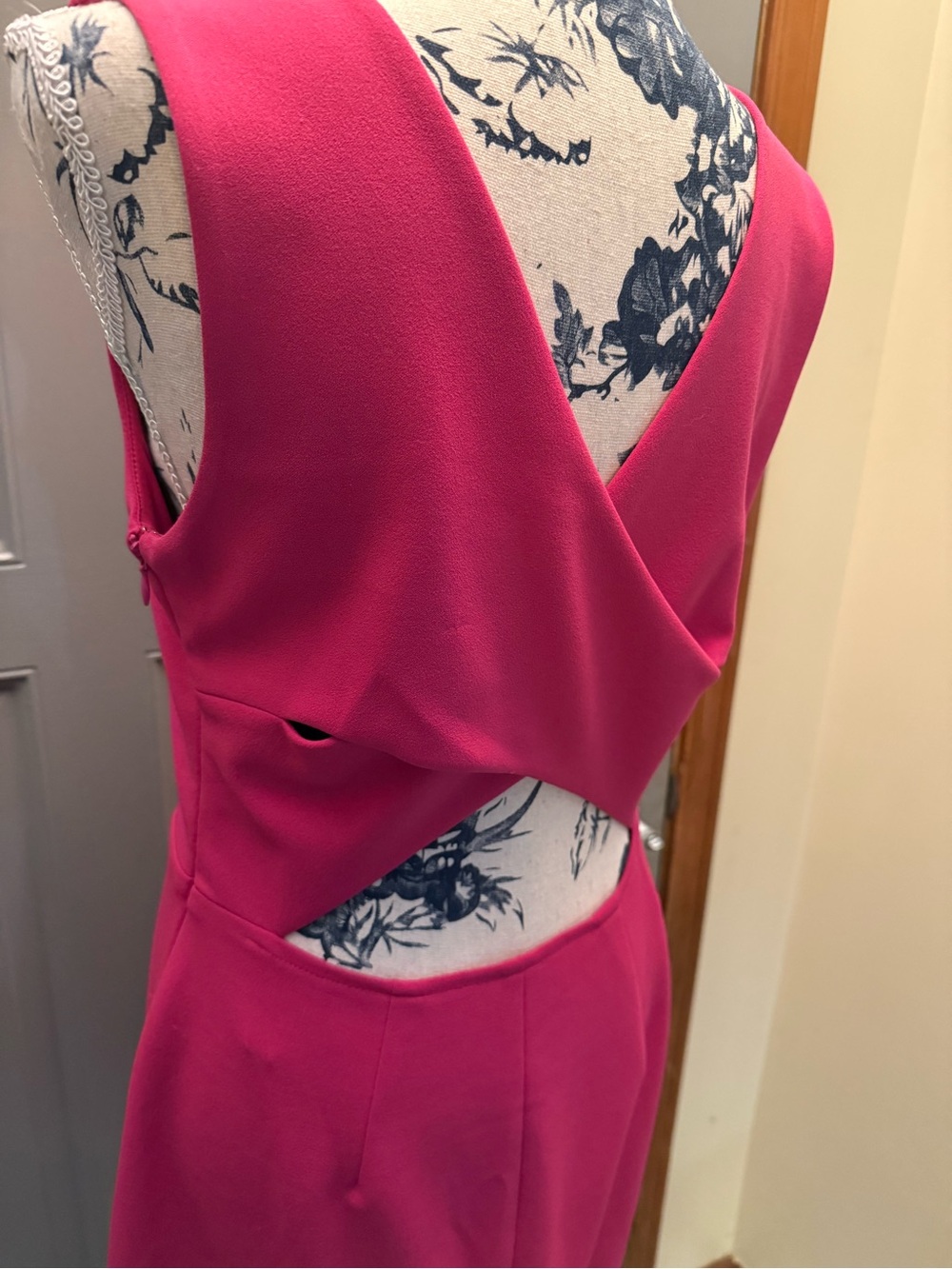 Betsey Johnson -Pink Open Back Dress Size 10 Cocktail Wedding Guest Fuchsia EUC - Picture 5 of 15